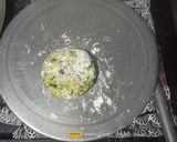 A picture of step 4 of Methi Bathua Paratha.