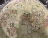 A picture of step 3 of Tawa chicken chutney roll.