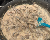 A picture of step 4 of Beef Stroganoff.