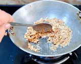 A picture of step 3 of Walnut Halwa.