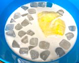 A picture of step 6 of Frozen Piña Colada.
