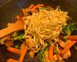 Easy homemade stir fry sweet chilli chicken with egg noodles recipe step 4 photo