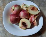 Une image de l'étape 2 de Compote de pêches sans sucres 🍑.