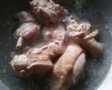 Foto langkah ke 1 dari resep *ayam goreng khas Padang*.