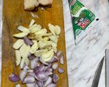 Foto langkah ke 1 dari resep Jangan lombok tempe.