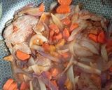 Foto del paso 6 de la receta: Verduras de estación con cerdo al vino y salsa de soja