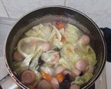 Foto langkah ke 3 dari resep Sayur sop campur.