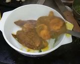 A picture of step 3 of Spring Onion Prawns Curry.