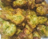 Foto del paso 3 de la receta: Buñuelos de lechuga
