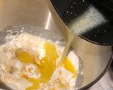 Foto del passaggio 3 della ricetta Cornetti sfogliati alla vaniglia variegati al cacao🥐