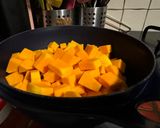 Une image de l'étape 1 de Lasagnes de butternut et noix.