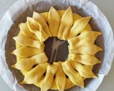 Foto del passaggio 5 della ricetta Girasole, pane allo zafferano 🌷