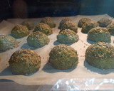 Foto del paso 4 de la receta: Albóndigas de brócoli 🥦 y avena con salsa de kéfir y queso azul