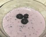 Blueberry smoothy recipe step 2 photo