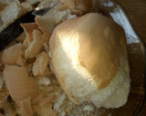 Foto del paso 1 de la receta: Budín de pan fácil rápido y económico