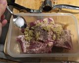 รูปขั้นตอนการทำที่ 2 ของ หมูทอดกระเทียม