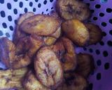 A picture of step 1 of Fish irish/plantain train.
