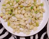 কাঁচা মরিচ দিয়ে শিমের বিচি রেসিপির ধাপ 1 ছবি