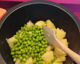 Foto del paso 2 de la receta: Guiso con guisantes y jamón