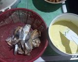 Foto langkah ke 1 dari resep Peyek Ikan Asin Tanpa Telur.