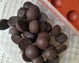 Foto langkah ke 6 dari resep Chocolate Ganache Untuk Isian Roti/Cookies.