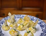 A picture of step 6 of Crispy Shrimp Pouches with San Simón Cheese.