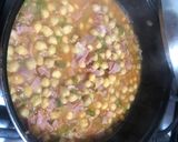 Foto del paso 4 de la receta: Garbanzos enlatados con tocineta