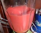 Foto langkah ke 4 dari resep Menu Diet Jus Stroberi Nanas Semangka.