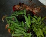 Gambar langkah 4 resipi King Oyster Mushroom Kacang Buncis.