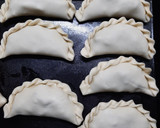 Foto del paso 3 de la receta: Empanadas criollas con carne cortada a cuchillo ¡Jugosísimas!