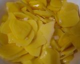 Foto del paso 1 de la receta Tortilla de patatas al microondas