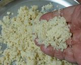 A picture of step 1 of Kesar Pistachio Mawa Modak.