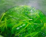 Hình bước làm 1 của món Cải bó xôi trộn mè rang