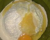 Foto langkah ke 2 dari resep Donat gula tidak bolong.