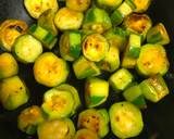 Chingri diye Aloo Potoler Dalna (Parwal Prawns Curry - Bengali style) recipe step 1 photo
