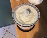 Une image de l'étape 4 de Sauce au yaourt, épices, fines herbes et oignon.
