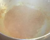 A picture of step 4 of Dry Mushroom Mater Masala.