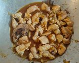 Foto langkah ke 5 dari resep Ayam Goreng Mentega.
