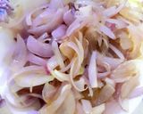 A picture of step 1 of Green chilli Salan with fried rice.