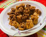 A picture of step 10 of Chicken potli wonton.
