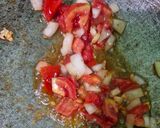 Foto langkah ke 2 dari resep Tumis Udang Tomat (Bisa untuk MPASI).