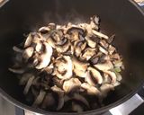 Une image de l'étape 7 de Ciocches multicolores en gratin aux champignons et fromage de chèvre.