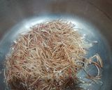 A picture of step 1 of Seviya Uttapam.