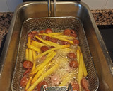 Foto del paso 2 de la receta: Salchipapa (mi versión)