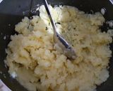 Foto langkah ke 1 dari resep Bitterballen potato chunk.