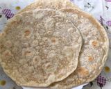 Foto del passaggio 3 della ricetta Piadine acqua, olio e farina