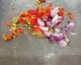 Foto langkah ke 4 dari resep Udang Cabe Garam.