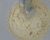 Foto langkah ke 2 dari resep Vanilla chocochips cookies.