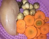 Hình bước làm 1 của món Day 30 : Gà xào nấm x cà rốt_eat1000