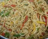 हक्का नूडल्स(Hakka noodles recipe in Hindi) रेसिपी चरण 4 फोटो